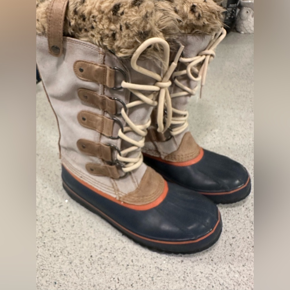 Sorel Joan of Arctic Tall Leopard Fur Navy Coral and Tan Waterproof Boots 8